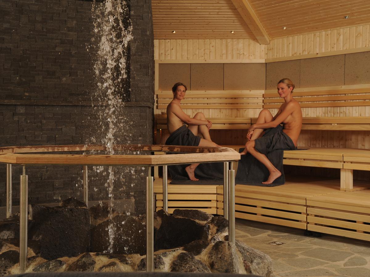 Monte Mare Sauna-Spa-Sports-Hotel Andernach Exterior foto